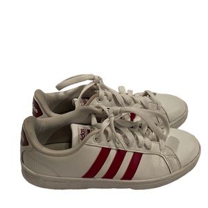 Adidas Cloud Sneaker Sz 7